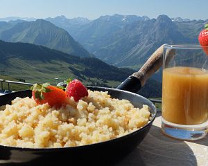 Bergbahnen-Diedamskopf-Panoramarestaurant-Riebel-Bergfrühstück-Bregenzerwald