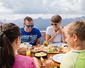 Bergbahnen-Diedamskopf-Sommer-Frühstück-Kulinarik-Bregenzerwald-Au-Schoppernau