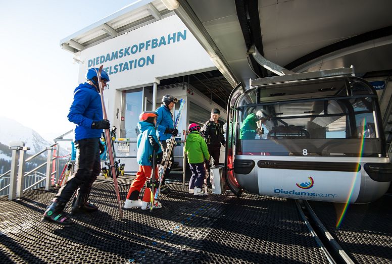 bergbahn-diedamskopf-au-schoppernau-bregenzerwald-kabinenbahn-skigebiet