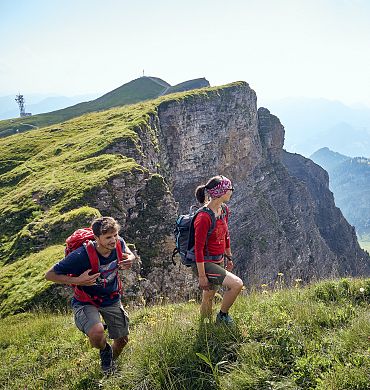 bergbahnen-diedamskopf-au-schoppernau-bregenzerwald-wandern-fernblick-1-11