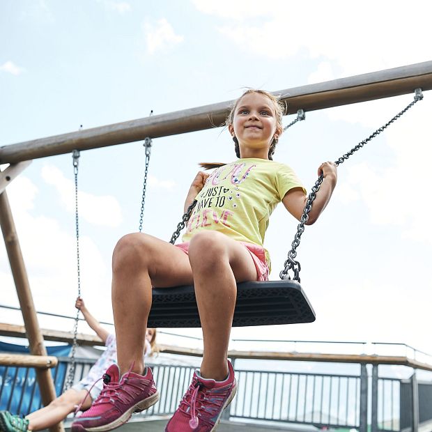 bergbahnen-diedamskopf-kinderland-bergstation-bregenzerwald-spielen-5-1